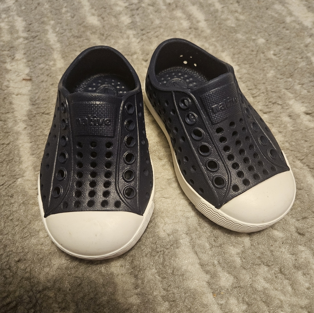 Natives size 4c